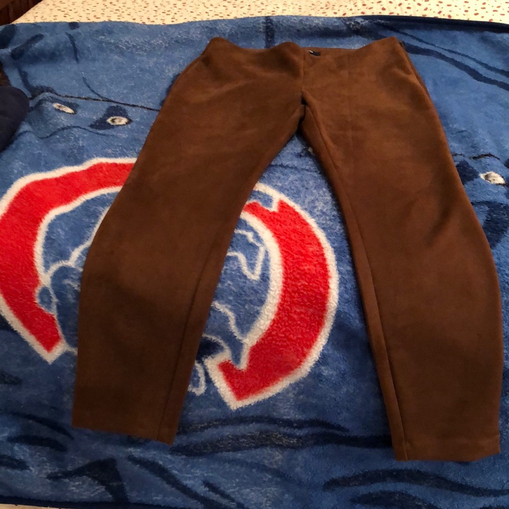 Gorgeous faux sued ankle length strait/skinny pants. EUC. perfect for now!!